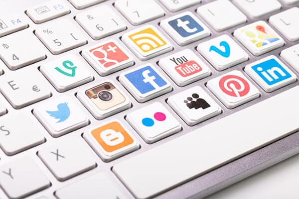προώθηση πωλήσεων ιστοσελίδας μέσω social media