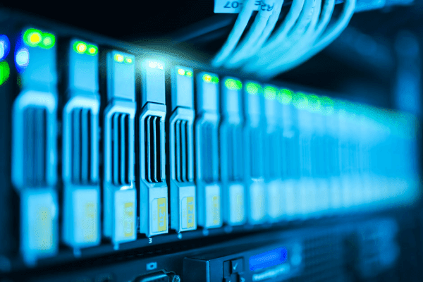 φιλοξενία ιστοσελίδων σε dedicated server